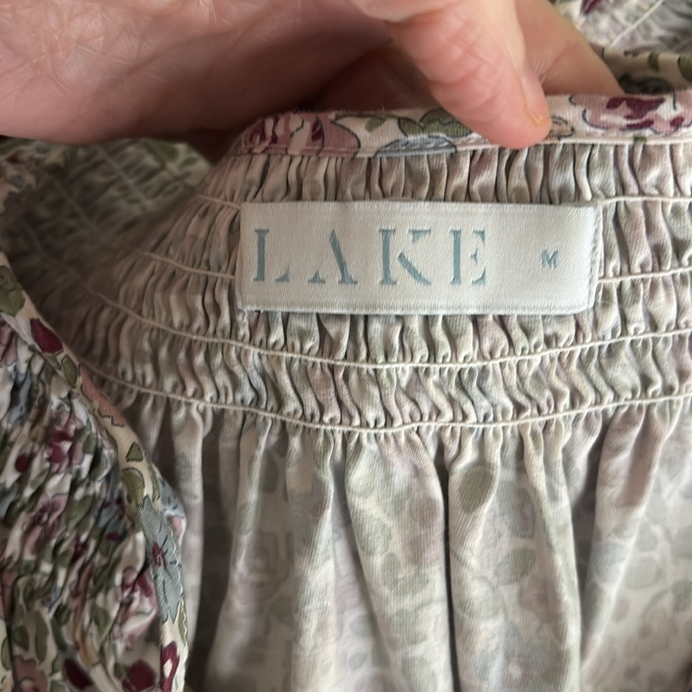 LAKE Floral Smocked Blouse - Picture 2 of 4